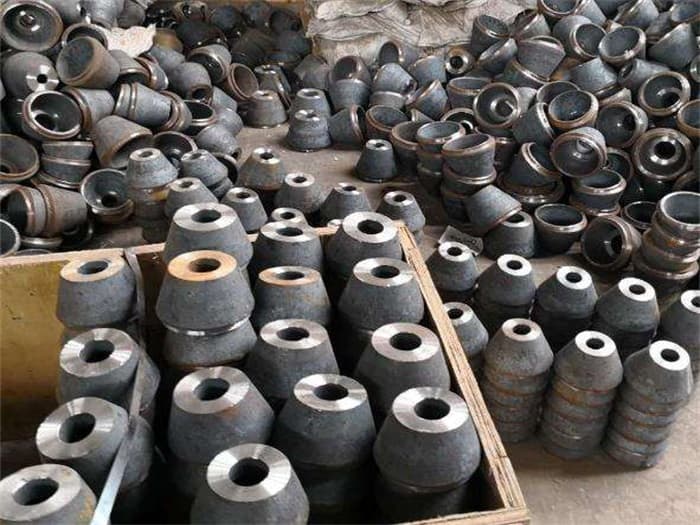 华蓥螺栓球网架公司