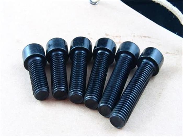 华蓥风雨操场网架